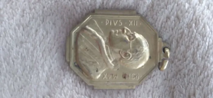 Medalha antiga 1940 ? ANTIGO PAPA PIO XII DESIGN VATICANO PETER, CHALICE, PAULO, GIOVANNI