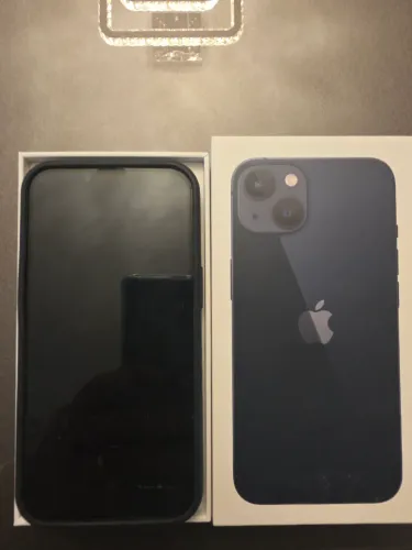 Vendo IPhone 13 128GB Meia Noite