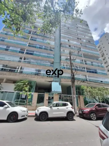 Cobertura para aluguel e venda possui 283 metros quadrados com 5 quartos