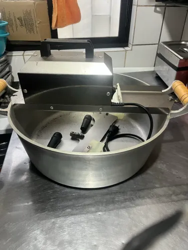 Panela mexedora 21 litros