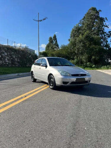 Ford Focus 1.6 S/se/se Plus Flex 8v/16v 5P 2006