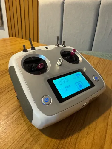 Rádio FlySky FS i6s