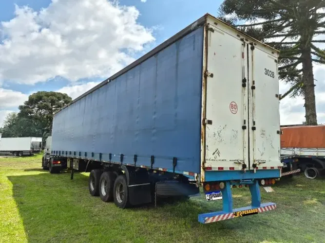 carreta bau sider facchini ano 2005 medida 15.19m x 2.90m com 12 pneus