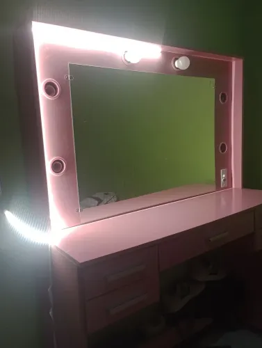 Vendo penteadeira rosa