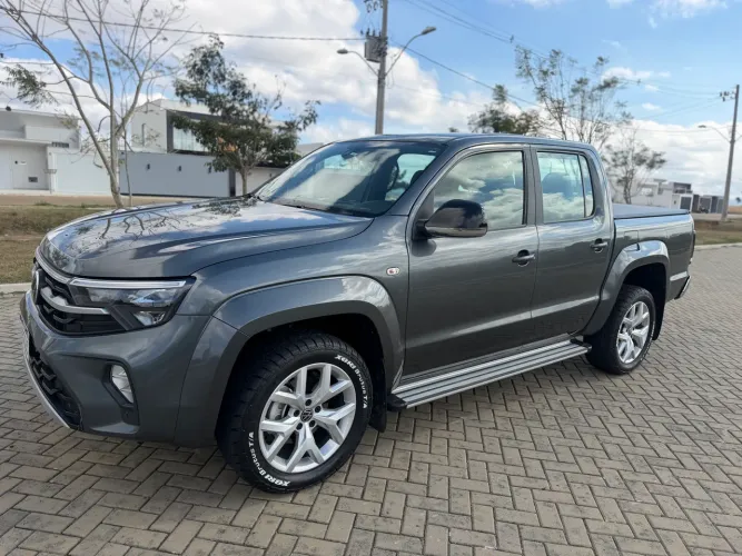 Volkswagen Amarok Highline CD 3.0 4X4 TB Dies. Aut. 2025