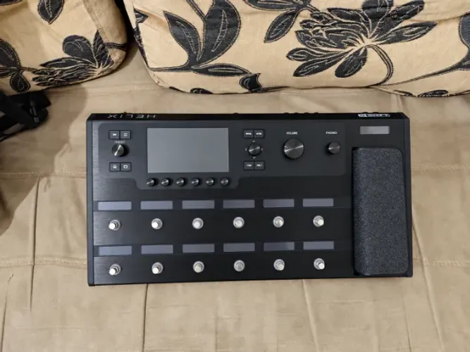 Line 6 Helix Floor - Leia o Anúncio