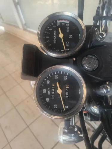 Suzuki Intruder 125 Custom