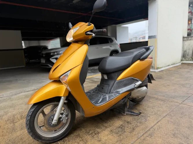 Scooter automática honda lead 110