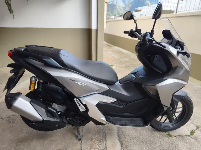 Honda ADV scooter 