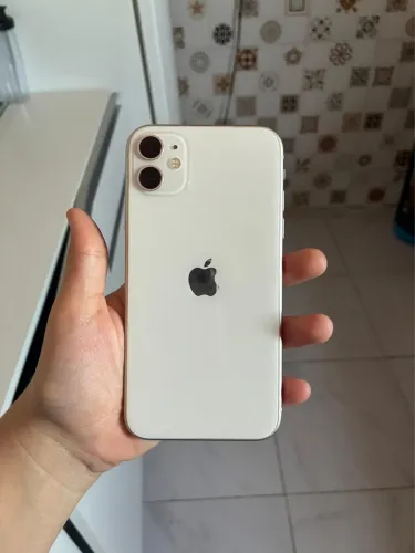 Celular iPhone 11 