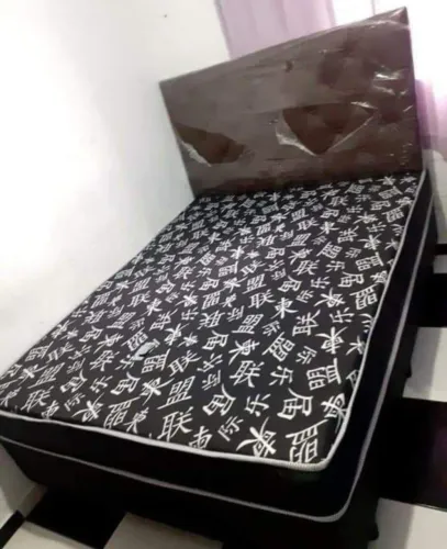 Cama box