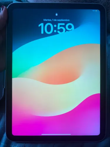 iPad 10ª Geração 64GB Wi-Fi - Prata - Estado de Novo