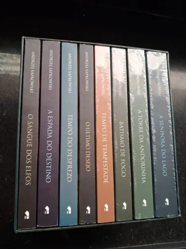 Box The Witcher completo - 8 livros - Andrzej Sapkowski