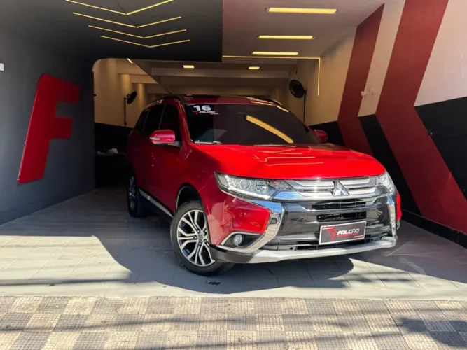 Mitsubishi Outlander Comfort 2.0 16V Aut. 2016