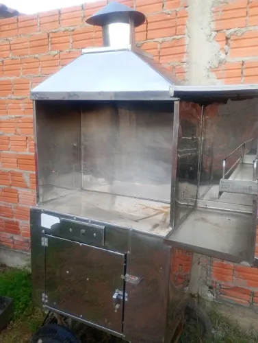 Carrinho de churrasquinho