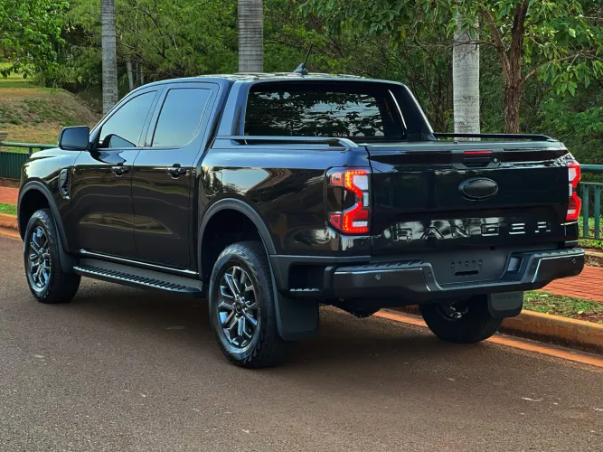 Ford Ranger Black 2.0 4X2 CD TB Diesel Aut. 2025