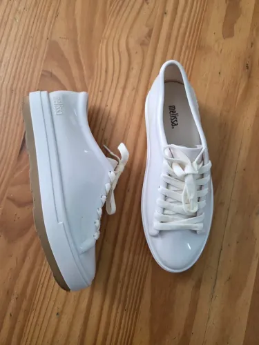 Melissa Tênis Off White BR 33/34