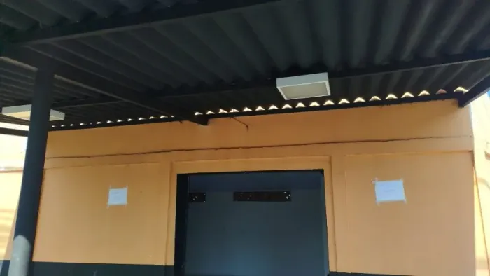 Cômodo comercial no bairro tibery 