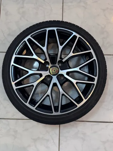 Rodas aro 17 4x108 com pneus novos