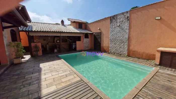 Casa com 5 dormitórios à venda, 352 m² por R$ 950.000,00 - Ponta Grossa - Maricá/RJ