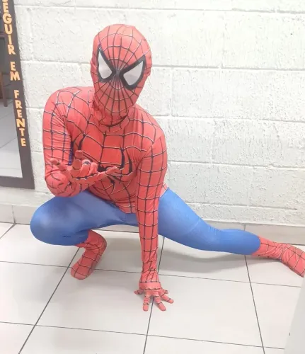 Fantasia homem aranha 