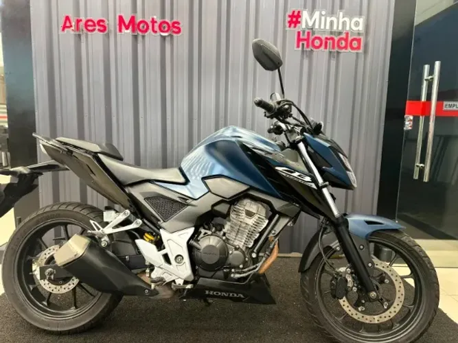 CB300F TWISTER