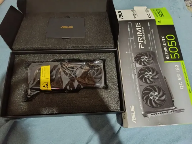 RTX 5050 Asus Prime