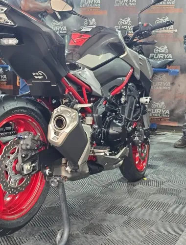 Kawasaki Z 900 2023