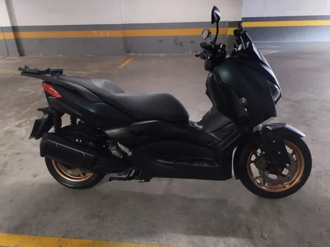 Xmax 250 2024