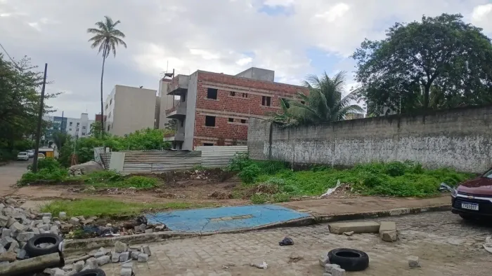 Terreno De Esquina Bancários 