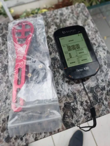 Gps Bryton 420 + suporte pra guidão integrado em alumínio  
