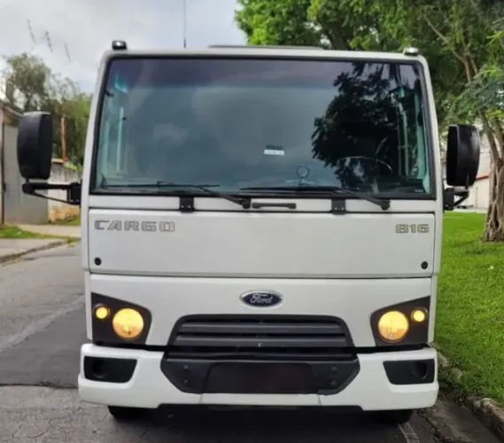 GUINCHO FORD CARGO 816