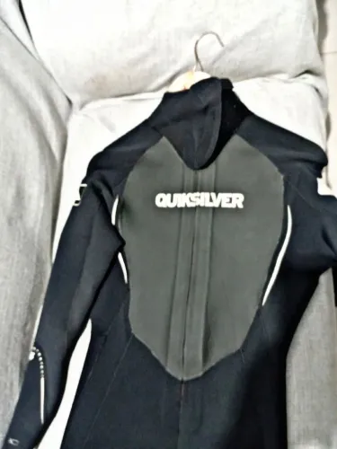 Roupa de Surf Quiksilver