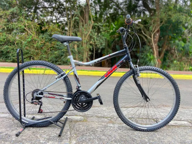 Bicicleta Caloi Terra aro 26