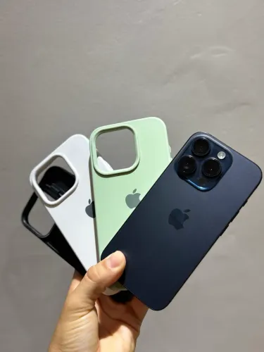 iPhone 15 pro 256gb