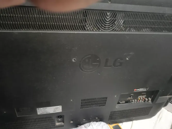 Tv LG 40 com controle