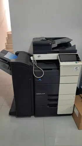 Konica Minolta c558