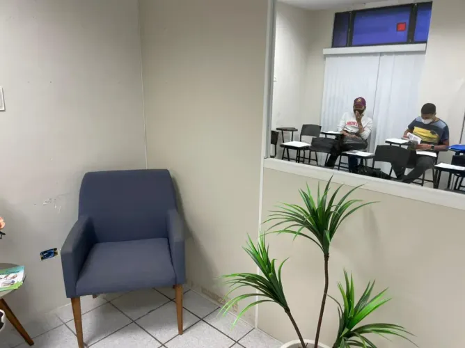 Excelentes salas comerciais, em ótima localização na Ilha do Leite!