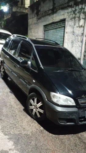 Chevrolet Zafira Comfort 2.0 MPFI Flexpower 8V 5P 2011