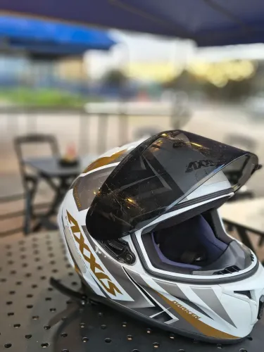 Moto bem conservada