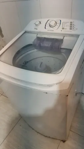 Máquina de lavar funcionando perfeitamente