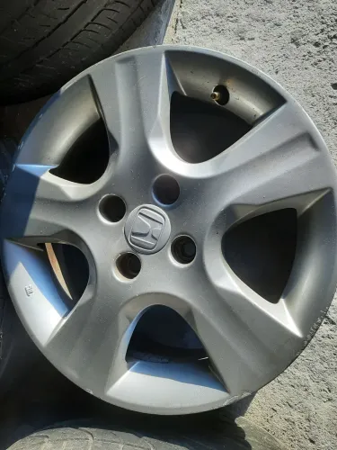 Rodas aro 15 esportivas Prata Honda Fit 4x100 usadas