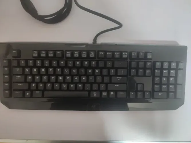 Teclado Razer Blackwidow Ultimate Edition com defeito