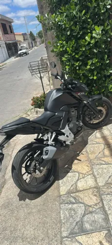 Honda Twister 300F CBS - Estado de Zero (5.900 km)