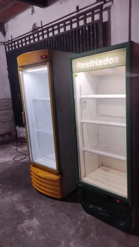 Freezer expositor