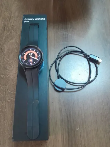 Samsung Galaxy Watch5 Pro 45mm Preto - com Caixa e Pulseira Original
