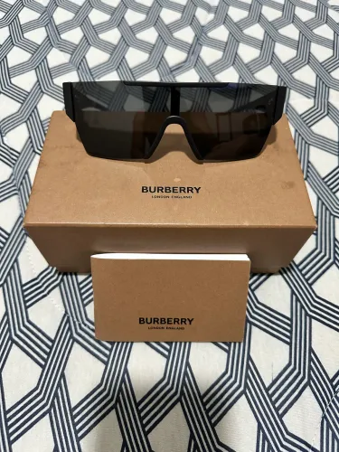 Óculos de Sol Burberry Original