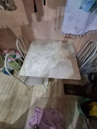 Mesa 4 cadeiras