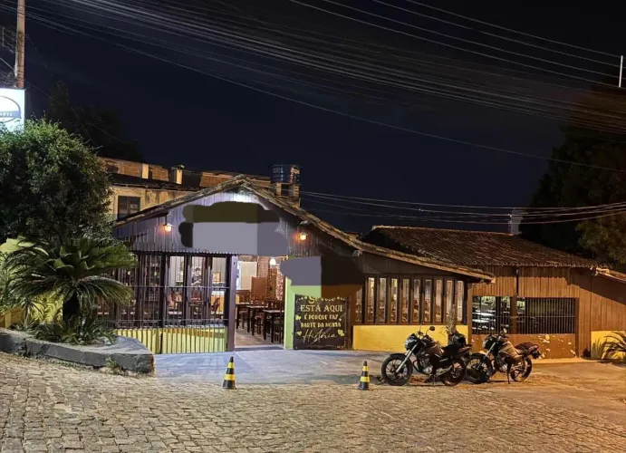 VENDE-SE RESTAURANTE EM PLENO FUNCIONAMENTO OPORTUNIDADE ÚNICA