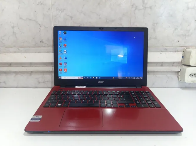 Notebook Acer i3-4005